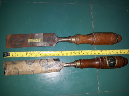 ขายสิ่วสวีเดนขนาด1 1/4 ด้ามไม้เก่าเก็บ