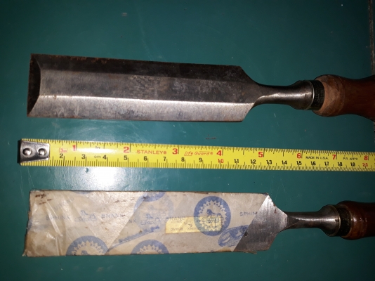 ขายสิ่วสวีเดนขนาด1 1/4 ด้ามไม้เก่าเก็บ