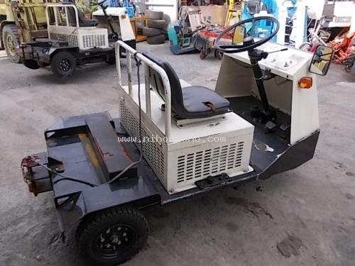 รถลาก MOTORUC รุ่น MTG64 รหัสสินค้า 80803205สามารถลากน้ำหนักได้ถึง 4,000 kg.โทร 081-8283376 www.nihonmono.com