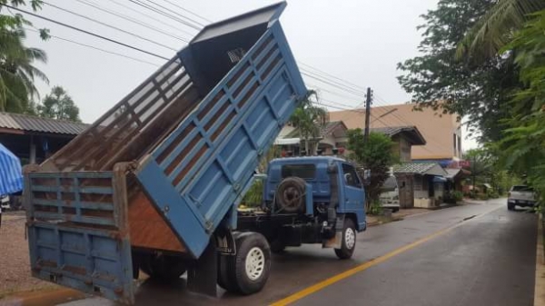 6ล้อดั้มพ์ ISUZU NPR 115แรงม้า แท้ห้าง เฟืองท้าย145 มีสโล แอร์มี เกียร์สั้น ยางเต็ม6เส้น ภาษีเต็ม คัทซีสวย เครื่องดี เล่มพร้อม ราคาต่อรองได้ รถสวยๆ พร้อมใช้งาน 0872976734