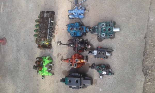 ขายคอนโทนน้ำมันไฮดรอลิก