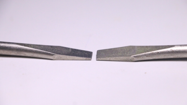 ไขควงแบน STANLEY (เก่าเก็บ)