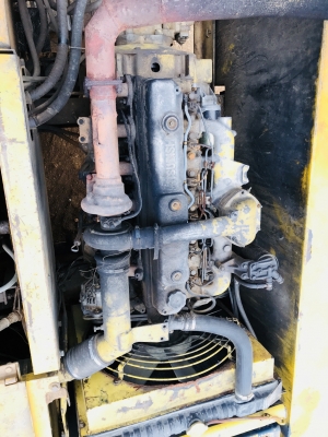 แยกอะไหล่ KOBELCO SK200มาครทรี สนใจอะไหล่ชิ้นไหนสอบถามได้