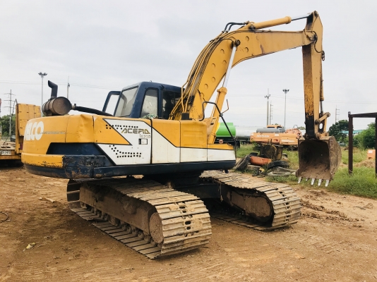 แยกอะไหล่ KOBELCO SK200มาครทรี สนใจอะไหล่ชิ้นไหนสอบถามได้