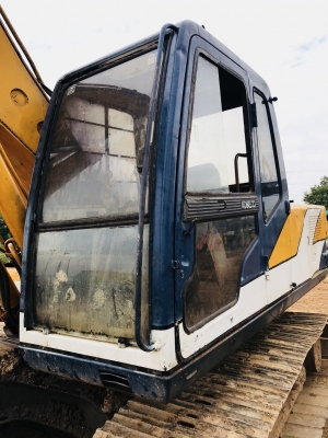 แยกอะไหล่ KOBELCO SK200มาครทรี สนใจอะไหล่ชิ้นไหนสอบถามได้