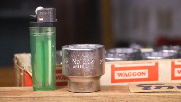 ลูกบล็อค 4หุน 12เหลี่ยม เบอร์29 (เก่าเก็บ) สภาพตามรูป ลูกบล็อค 4หุน 12เหลี่ยม เบอร์29 (เก่าเก็บ) สภาพตามรูป