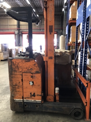 โฟล์คลิฟ toyota พร้อมใช้งาน เหมาสองคัน 70000บาท