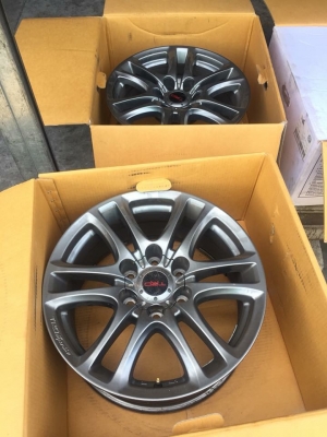 ยาง Dunlop 265 60 18 ปี16 ดอกเต็ม ไม่มีปะ เนื้อนิ่มๆ ใช้ยาว ราคาไม่แพง ยาง Dunlop 265 60 18 ปี16 ดอกเต็ม ไม่มีปะ เนื้อนิ่มๆ ใช้ยาว ราคาไม่แพง