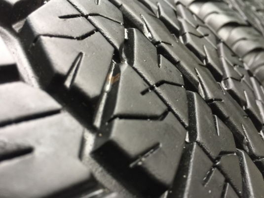 ยาง Dunlop 265 60 18 ปี16 ดอกเต็ม ไม่มีปะ เนื้อนิ่มๆ ใช้ยาว ราคาไม่แพง ยาง Dunlop 265 60 18 ปี16 ดอกเต็ม ไม่มีปะ เนื้อนิ่มๆ ใช้ยาว ราคาไม่แพง