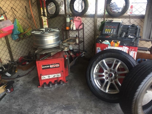 ยาง Dunlop 265 60 18 ปี16 ดอกเต็ม ไม่มีปะ เนื้อนิ่มๆ ใช้ยาว ราคาไม่แพง ยาง Dunlop 265 60 18 ปี16 ดอกเต็ม ไม่มีปะ เนื้อนิ่มๆ ใช้ยาว ราคาไม่แพง