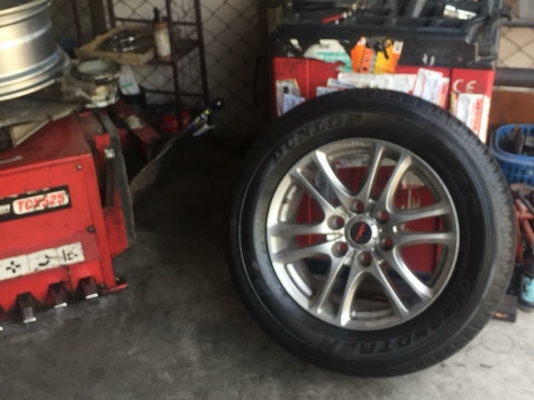 ยาง Dunlop 265 60 18 ปี16 ดอกเต็ม ไม่มีปะ เนื้อนิ่มๆ ใช้ยาว ราคาไม่แพง ยาง Dunlop 265 60 18 ปี16 ดอกเต็ม ไม่มีปะ เนื้อนิ่มๆ ใช้ยาว ราคาไม่แพง