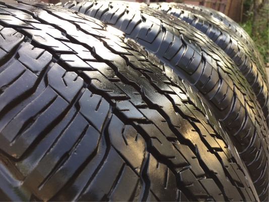 ยาง Dunlop 265 60 18 ปี16 ดอกเต็ม ไม่มีปะ เนื้อนิ่มๆ ใช้ยาว ราคาไม่แพง ยาง Dunlop 265 60 18 ปี16 ดอกเต็ม ไม่มีปะ เนื้อนิ่มๆ ใช้ยาว ราคาไม่แพง