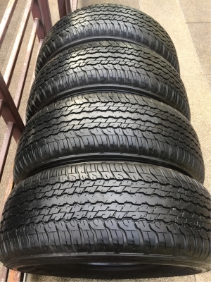 ยาง Dunlop 265 65 17 ปี16 ดอกเต็ม ไม่มีปะ เนื้อนิ่มๆ ใช้ยาว ราคาไม่แพง