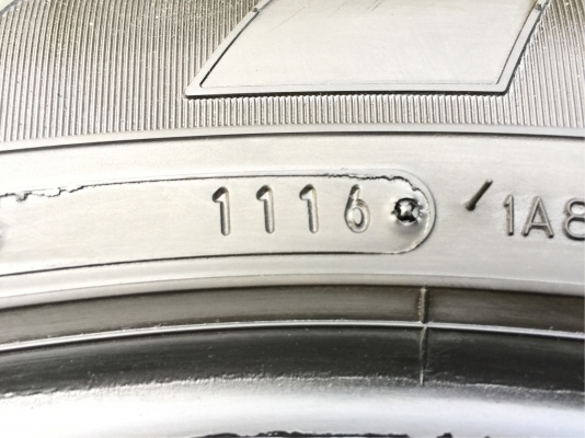 ยาง Dunlop 265 65 17 ปี16 ดอกเต็ม ไม่มีปะ เนื้อนิ่มๆ ใช้ยาว ราคาไม่แพง