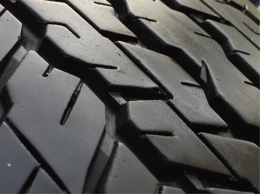 ยาง Dunlop 265 65 17 ปี16 ดอกเต็ม ไม่มีปะ เนื้อนิ่มๆ ใช้ยาว ราคาไม่แพง