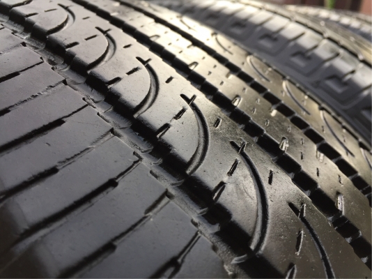 ยาง Yokohama 205 70 15 ปี16 ดอกเต็ม ไม่มีปะ เนื้อนิ่มๆ ใช้ยาว ราคาไม่แพง ยาง Yokohama 205 70 15 ปี16 ดอกเต็ม ไม่มีปะ เนื้อนิ่มๆ ใช้ยาว ราคาไม่แพง