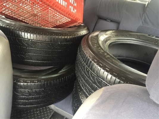 ยาง Yokohama 205 70 15 ปี16 ดอกเต็ม ไม่มีปะ เนื้อนิ่มๆ ใช้ยาว ราคาไม่แพง ยาง Yokohama 205 70 15 ปี16 ดอกเต็ม ไม่มีปะ เนื้อนิ่มๆ ใช้ยาว ราคาไม่แพง