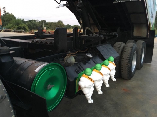 Hino 2K สมอเงิน เครื่อง K13D-240 แรง ปี 40 อู่ต.กิจไพศาล ไม่เคยลากลูก  เกียร์ธรรมดา สโลยกเดิมๆ ยางดีพร้อมใช้ หัวเดิมบาง ภายในสวยครบ