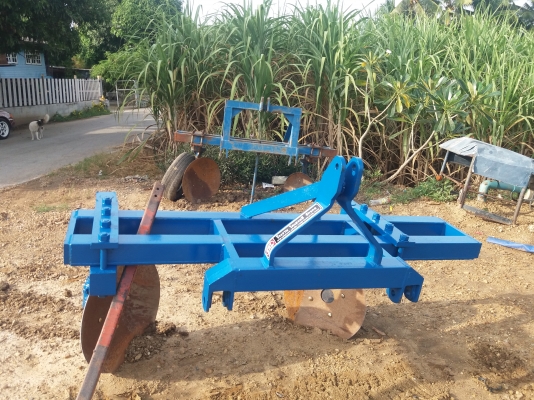 ขายหางยกล่องใส่รถไถใหญ่มี2อัน