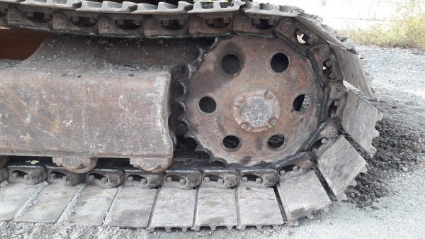 ขายรถแบ็คโฮ KOMATSU PC100-1 มีไลน์หัวกระแทก สภาพสวย ๆ เดิม ๆ เหมาะไปติดหัวคีบไม้