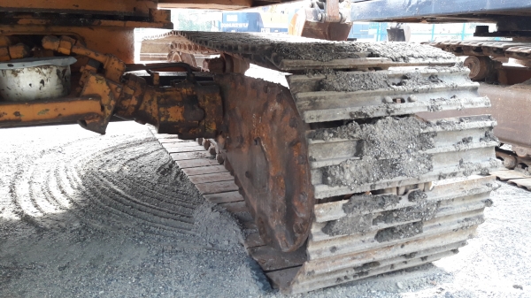 ขายรถแบ็คโฮ KOMATSU PC100-1 มีไลน์หัวกระแทก สภาพสวย ๆ เดิม ๆ เหมาะไปติดหัวคีบไม้