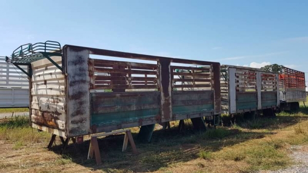 ขาย กระบะล่องไม่ดั้ม สภาพพร้อมใช้งาน สนใจติดต่อเรา ดำสุโขทัย โทร 089-7087998,081-7855503 เรายินดีต้อนรับและให้บริการค่ะ