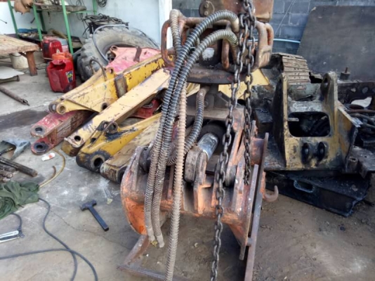 คีบแบ็คโ 120