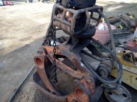 คีบแบ็คโ 120