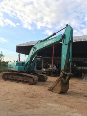 ขาย 1,350,000 KOBELCO sk 200-6 ไฟฟ้าครบ เครื่องดี ปั้มแรง เอวแน่น ช่วงล่างสวยพร้อมใช้ เอกวารเล่มทะเบียน รถอยู่ มุกดาหาร 090-772-3710 090-772-3708