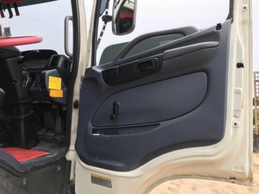 ขายดาว์น 225,000 บาท HINO MEGA 344 ปี 52 วิ่ง 8xx,xxx กม เครื่องดี เกียร์ดี หัวบางเดิม ยางดี คัสชีสวย เอกสารเล่มทะเบียน  หมายเหตุ.  คงเหลือ 40 งวด x 40,571 =1,622,840 บาท  รถอยู่ กทม วิ่งงาน โทรก่อน เดินทาง 0610710295