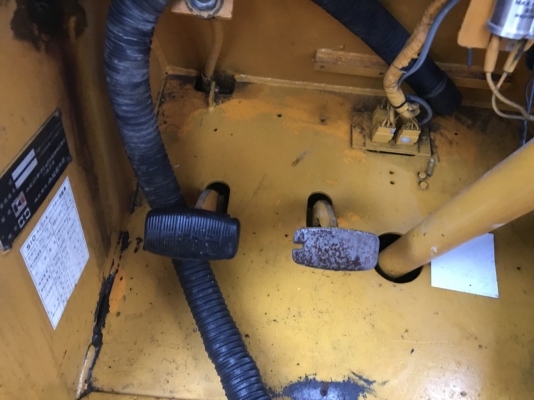 ขายรถตัก Komatsu 510 ; รถเก่าญี่ปุ่น 100\%;  สภาพสวยพร้อมใช้งานได้ทันที สนใจติดต่อ 081-9485494