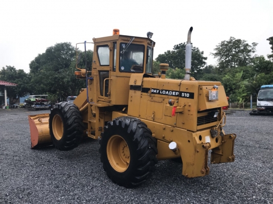 ขายรถตัก Komatsu 510 ; รถเก่าญี่ปุ่น 100\%;  สภาพสวยพร้อมใช้งานได้ทันที สนใจติดต่อ 081-9485494