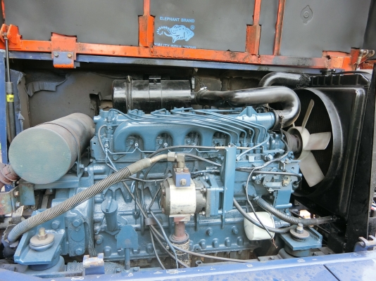 ขายรถขุดKUBOTA KH-055 รถเก่าญี่ปุ่นสภาพพร้อมใช้งาน เอกสารอินวอย เครื่องดีปั้มแรง เอวแน่นช่วงล่างเต็ม ทำสีพร้อมเช็คระบบ ติดแอร์เย็นช่ำ+ฟิลม์ขนส่งฟรีทั่วไทย ติดต่อเจ้าของโดยตรง: 096-5411713 หรือ 092-5768909 (เสี่ยบาส)