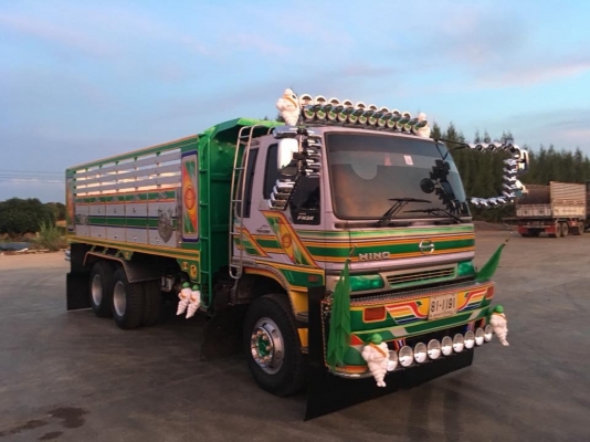 Hino 2K สมอเงิน เครื่อง K13D-240 แรง ปี 40 อู่ต.กิจไพศาล ไม่เคยลากลูก  เกียร์ธรรมดา สโลยกเดิมๆ ออกป้ายแดงมา