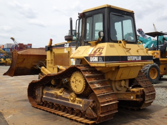 CAT D6M-XL สภาพสวยจัด นำเข้าจากญี่ปุ่น ไม่เคยใช้งานในไทย