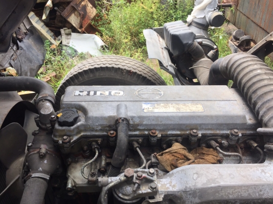 ขายหัวคัสซี6ล้อ 210แรงปี2543..Hino FF1JGKD เครื่องJO8C. รถขนขยะ หัวสวย เครื่องดี คัสซีมีร้าวต้องทำ