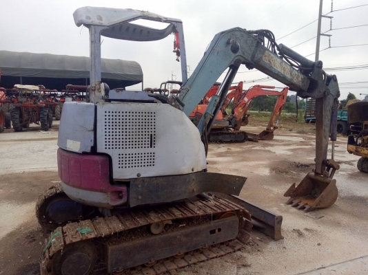 รถขุดมือ 2 KOMATSU PC28UU
