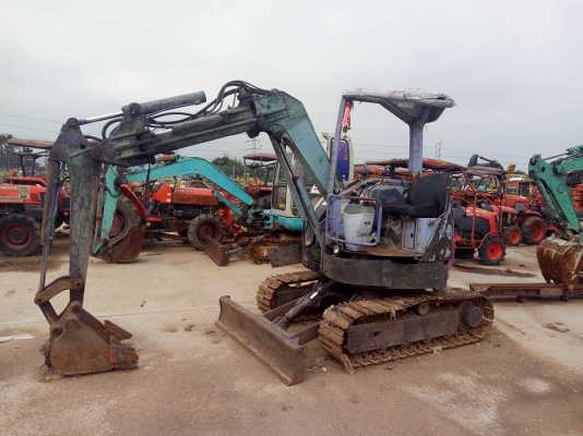 รถขุดมือ 2 KOMATSU PC28UU