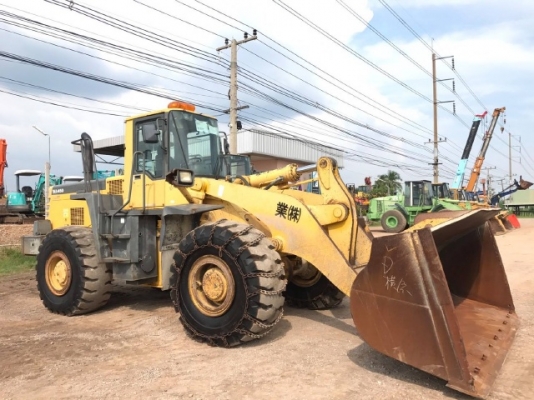 ขายรถตักล้อยาง KOMATSU WA450-3E รถนอกนำเข้าจากญี่ปุ่น สภาพสวยพร้อมใช้งาน มีVDOการทำงานครับ
