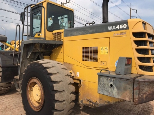 ขายรถตักล้อยาง KOMATSU WA450-3E รถนอกนำเข้าจากญี่ปุ่น สภาพสวยพร้อมใช้งาน มีVDOการทำงานครับ