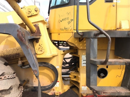 ขายรถตักล้อยาง KOMATSU WA450-3E รถนอกนำเข้าจากญี่ปุ่น สภาพสวยพร้อมใช้งาน มีVDOการทำงานครับ