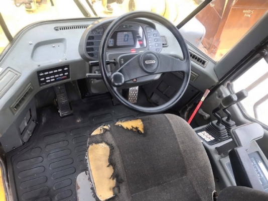 ขายรถตักล้อยาง KOMATSU WA450-3E รถนอกนำเข้าจากญี่ปุ่น สภาพสวยพร้อมใช้งาน มีVDOการทำงานครับ