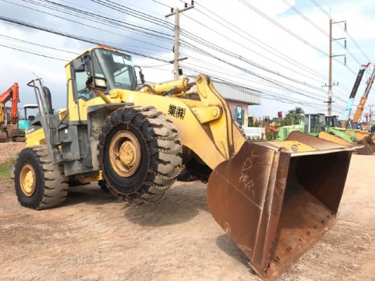 ขายรถตักล้อยาง KOMATSU WA450-3E รถนอกนำเข้าจากญี่ปุ่น สภาพสวยพร้อมใช้งาน มีVDOการทำงานครับ