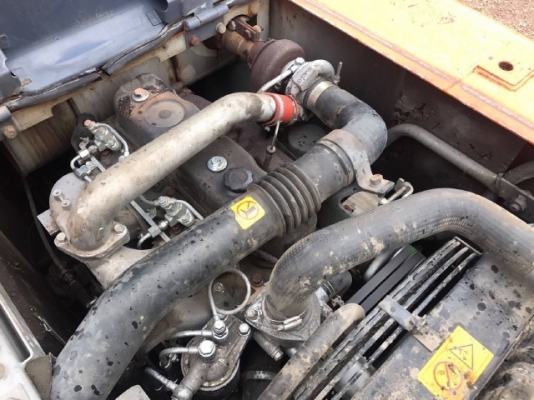 ขายรถแบคโฮ HITACHI EX130-5 มีลายหัวกระแทก รถนอกนำเข้าจากญี่ปุ่น สภาพสวยพร้อมใช้ มีVDOการทำงานครับ ขายรถแบคโฮ HITACHI EX130-5 มีลายหัวกระแทก รถนอกนำเข้าจากญี่ปุ่น สภาพสวยพร้อมใช้ มีVDOการทำงานครับ