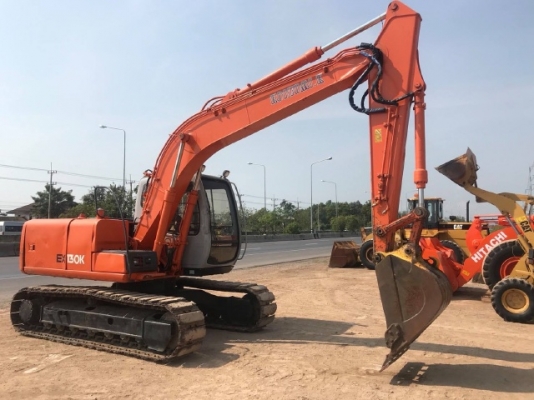 ขายรถแบคโฮ HITACHI EX130-5 มีลายหัวกระแทก รถนอกนำเข้าจากญี่ปุ่น สภาพสวยพร้อมใช้ มีVDOการทำงานครับ ขายรถแบคโฮ HITACHI EX130-5 มีลายหัวกระแทก รถนอกนำเข้าจากญี่ปุ่น สภาพสวยพร้อมใช้ มีVDOการทำงานครับ