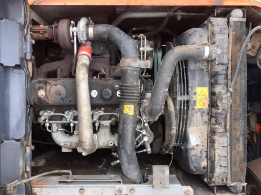 ขายรถแบคโฮ HITACHI EX130-5 มีลายหัวกระแทก รถนอกนำเข้าจากญี่ปุ่น สภาพสวยพร้อมใช้ มีVDOการทำงานครับ ขายรถแบคโฮ HITACHI EX130-5 มีลายหัวกระแทก รถนอกนำเข้าจากญี่ปุ่น สภาพสวยพร้อมใช้ มีVDOการทำงานครับ