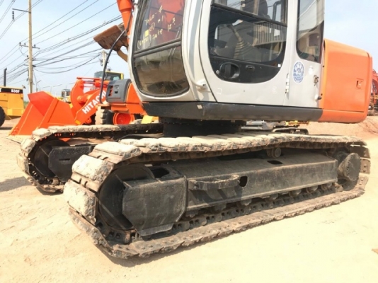 ขายรถแบคโฮ HITACHI EX130-5 มีลายหัวกระแทก รถนอกนำเข้าจากญี่ปุ่น สภาพสวยพร้อมใช้ มีVDOการทำงานครับ ขายรถแบคโฮ HITACHI EX130-5 มีลายหัวกระแทก รถนอกนำเข้าจากญี่ปุ่น สภาพสวยพร้อมใช้ มีVDOการทำงานครับ