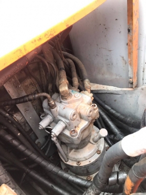 ขายรถแบคโฮ HITACHI EX130-5 มีลายหัวกระแทก รถนอกนำเข้าจากญี่ปุ่น สภาพสวยพร้อมใช้ มีVDOการทำงานครับ ขายรถแบคโฮ HITACHI EX130-5 มีลายหัวกระแทก รถนอกนำเข้าจากญี่ปุ่น สภาพสวยพร้อมใช้ มีVDOการทำงานครับ