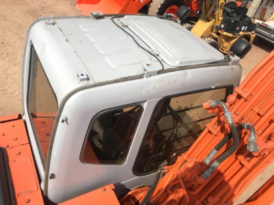 ขายรถแบคโฮ HITACHI EX130-5 มีลายหัวกระแทก รถนอกนำเข้าจากญี่ปุ่น สภาพสวยพร้อมใช้ มีVDOการทำงานครับ ขายรถแบคโฮ HITACHI EX130-5 มีลายหัวกระแทก รถนอกนำเข้าจากญี่ปุ่น สภาพสวยพร้อมใช้ มีVDOการทำงานครับ