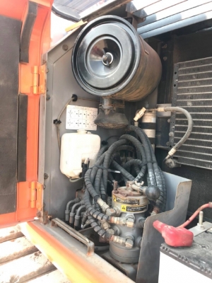 ขายรถแบคโฮ HITACHI EX130-5 มีลายหัวกระแทก รถนอกนำเข้าจากญี่ปุ่น สภาพสวยพร้อมใช้ มีVDOการทำงานครับ ขายรถแบคโฮ HITACHI EX130-5 มีลายหัวกระแทก รถนอกนำเข้าจากญี่ปุ่น สภาพสวยพร้อมใช้ มีVDOการทำงานครับ